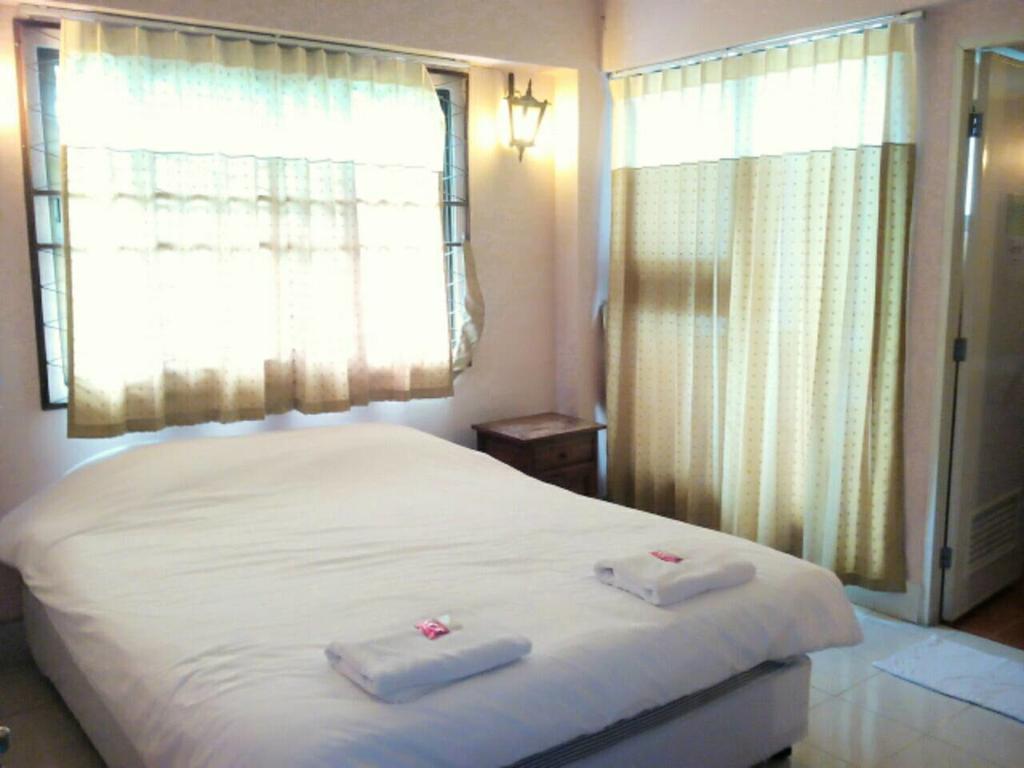 ホテル Bow Chiangmai House チエンマイ エクステリア 写真